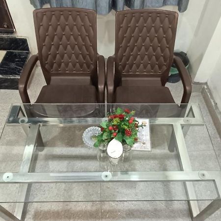 Hotel Royal Inn Satna Kültér fotó